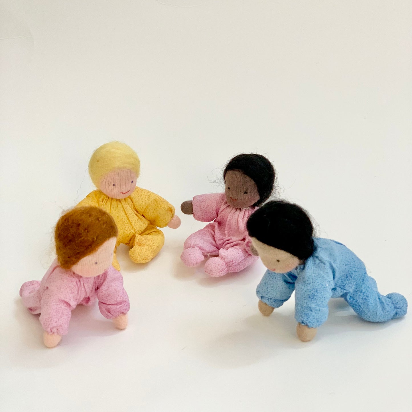 Evi Mini Crawling Baby Doll