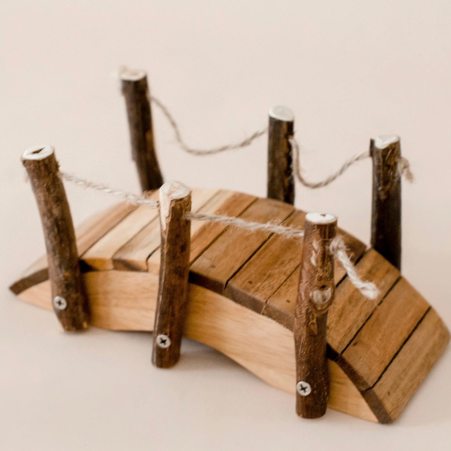QToys natural wooden toy bridge for small world play