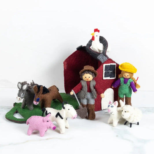 felt barn farm house toys