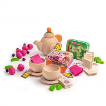 erzi wooden tea set and tea bags
