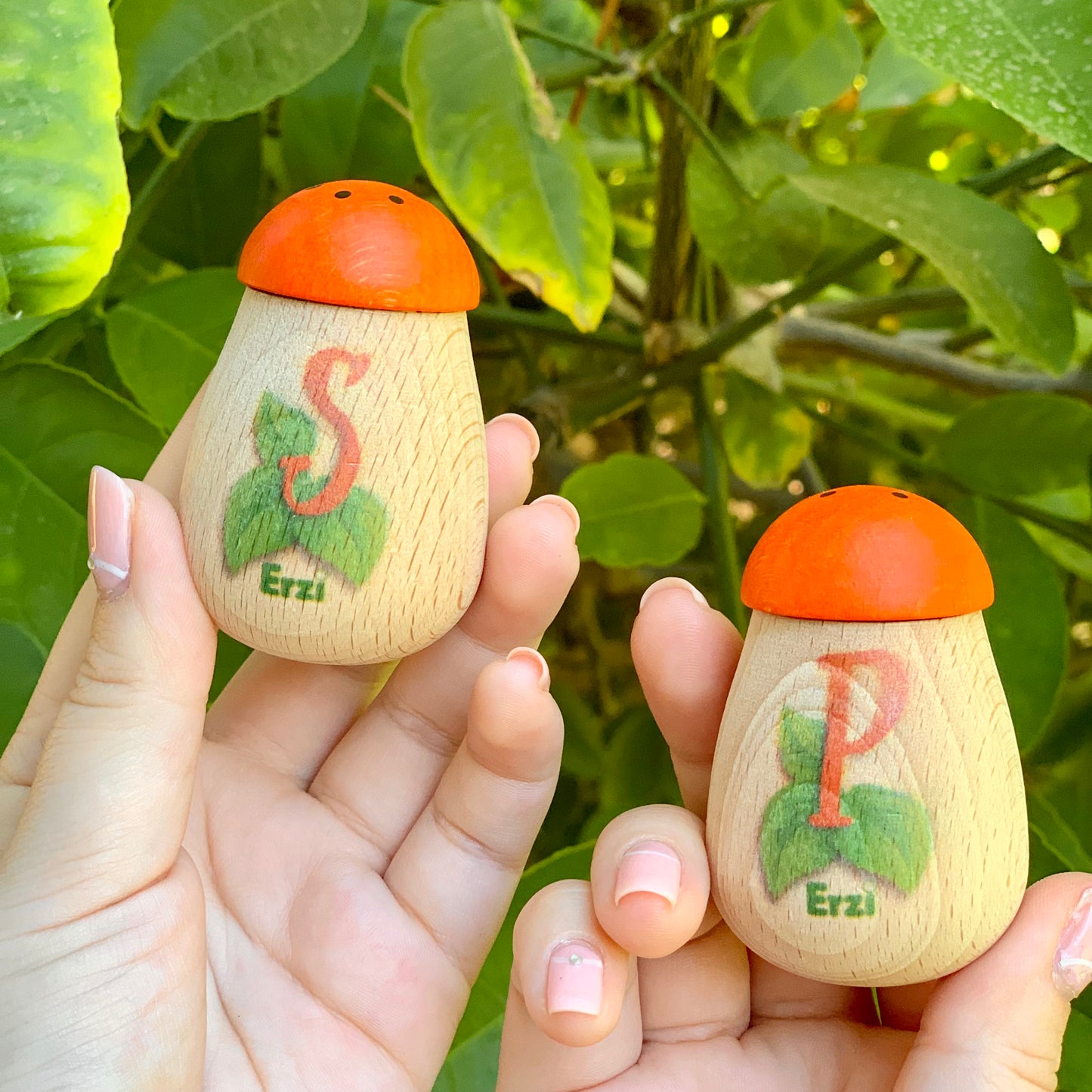 erzi wooden toys natural salt pepper shakers