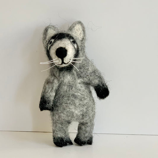 fair trade felt forest friends raccoon finger puppet