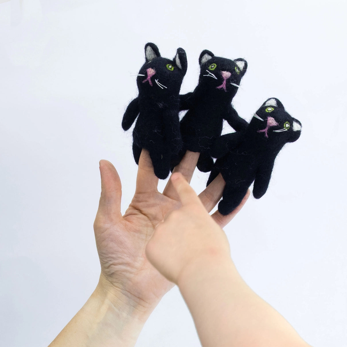 winding road fair trade felt black cat finger puppets