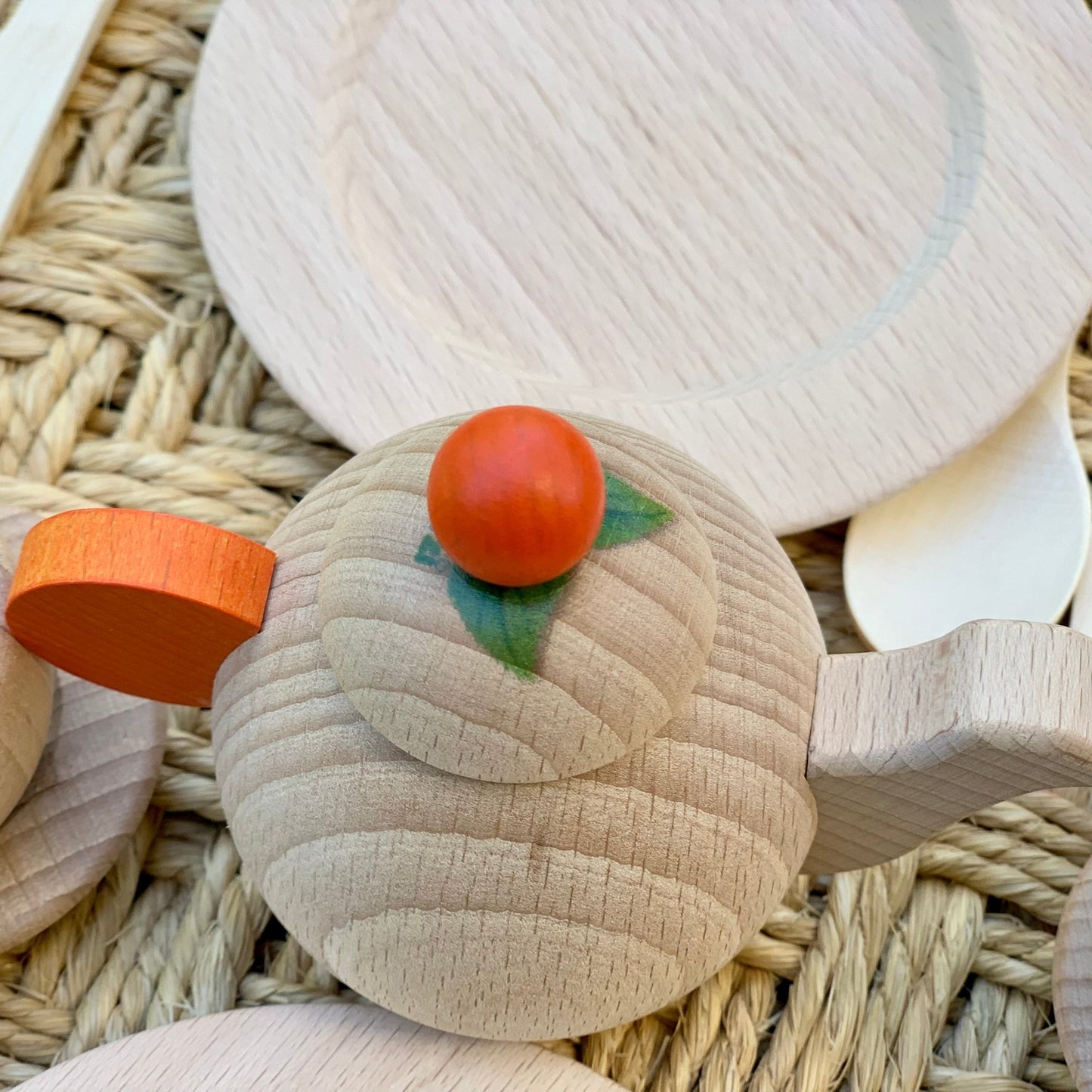 Erzi Wooden Play Kitchen Crockery Set - Natural