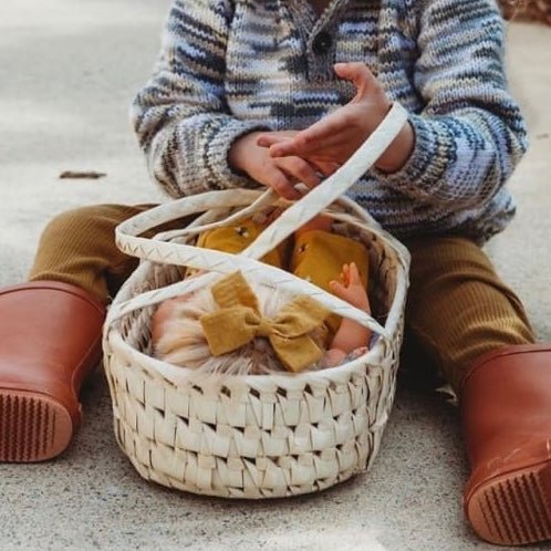 Seagrass baby doll basket