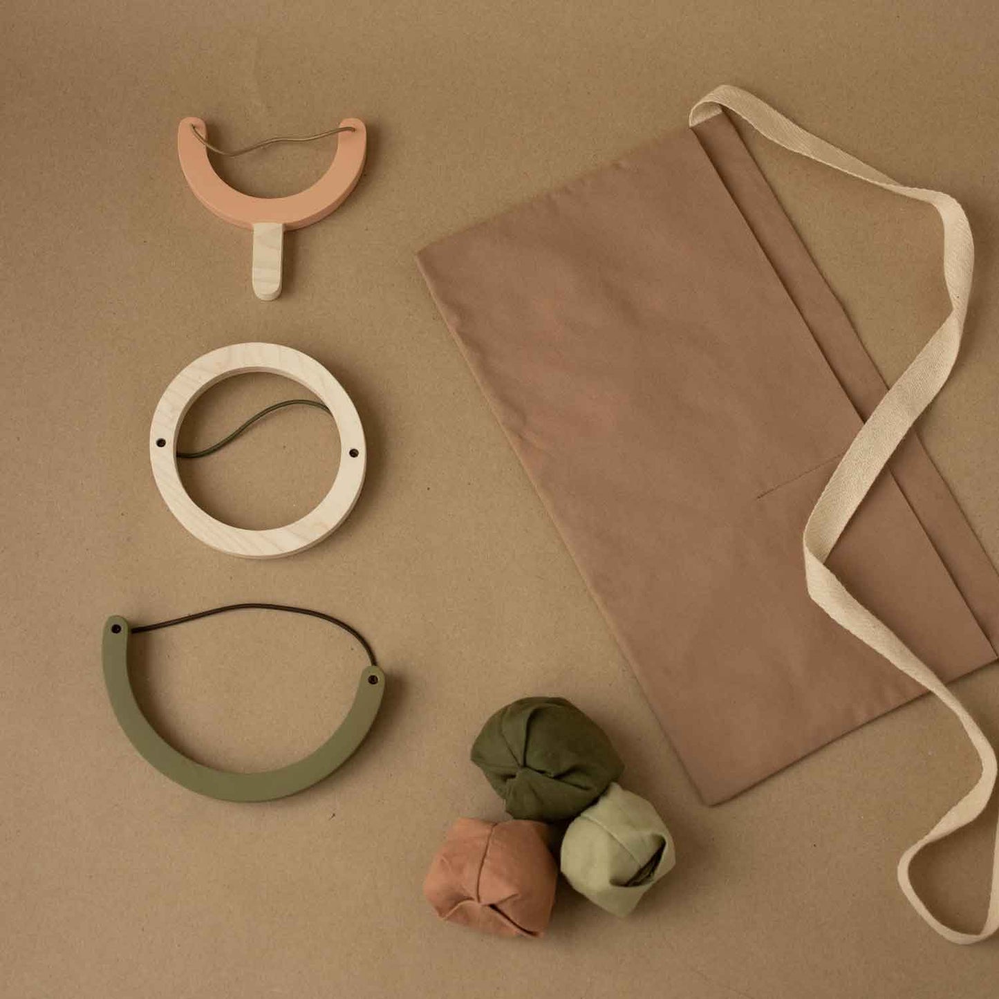 wooden slingshot toy set