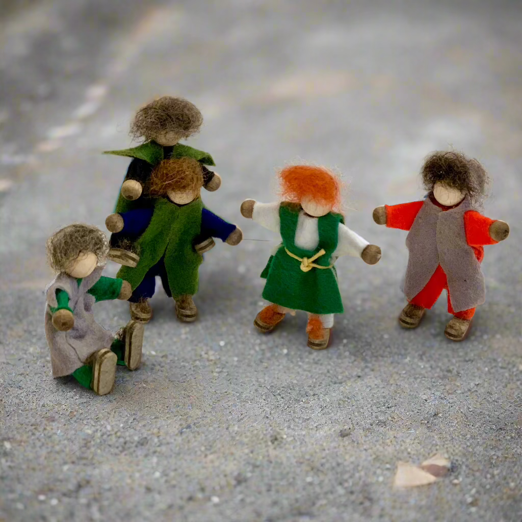 magic wood halflings dollhouse dolls