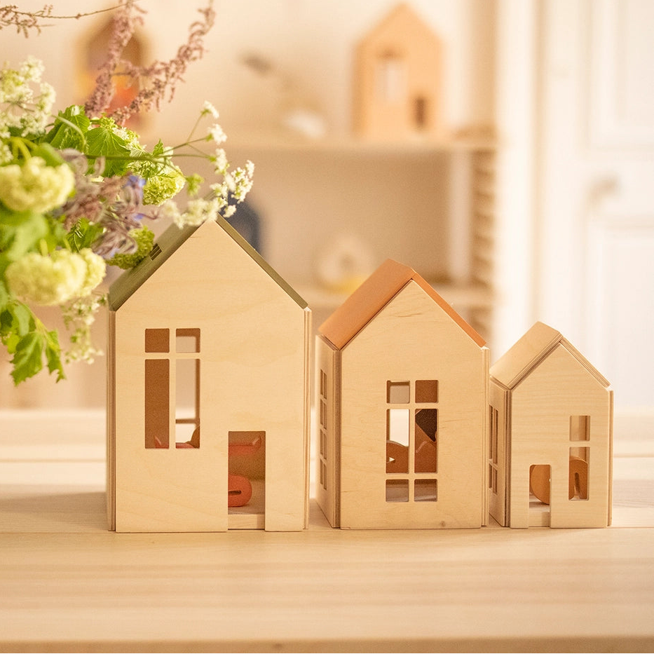 Babai Wooden Toy Magnetic Dollhouses set of 3