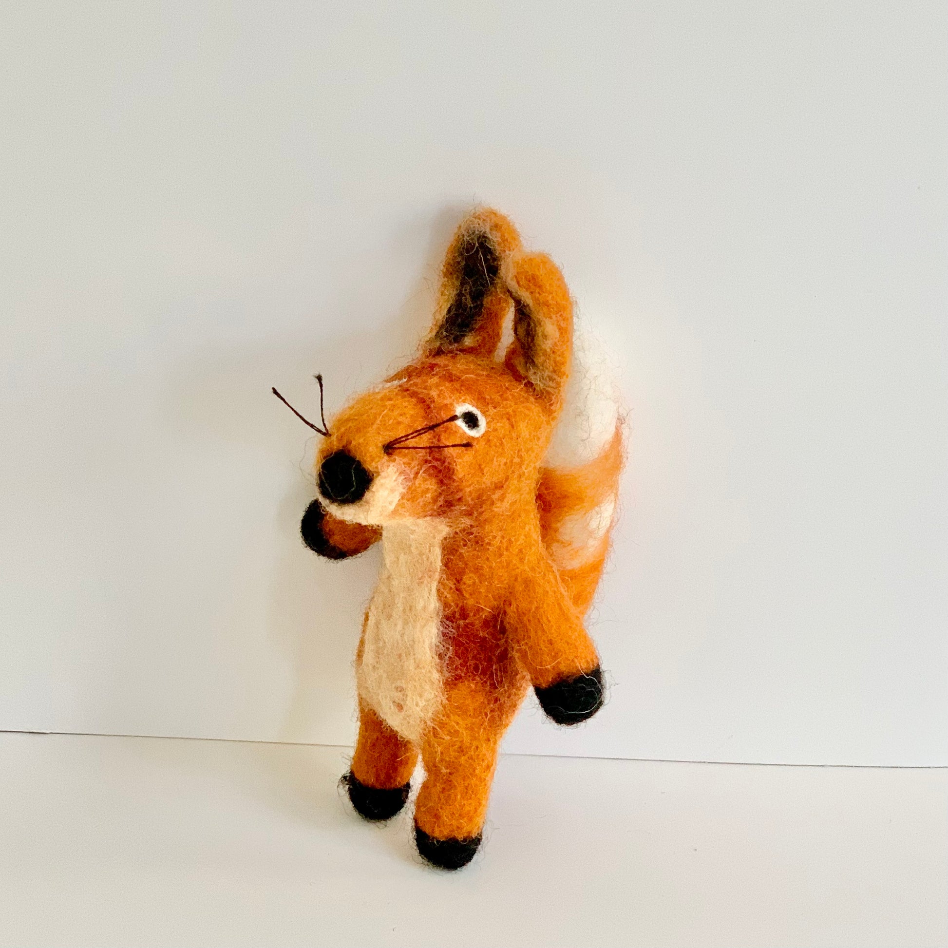 fair trade felted fox finger puppet 2