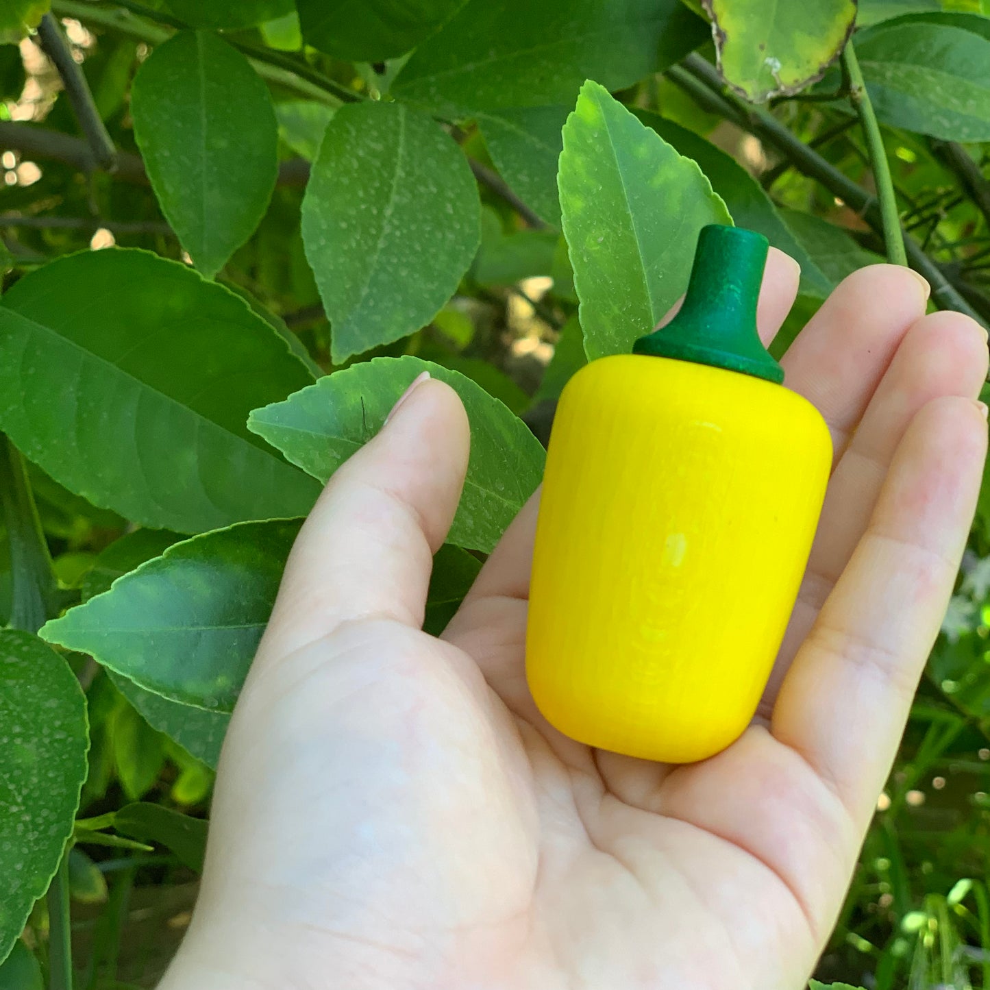 erzi wooden yellow bell pepper play food