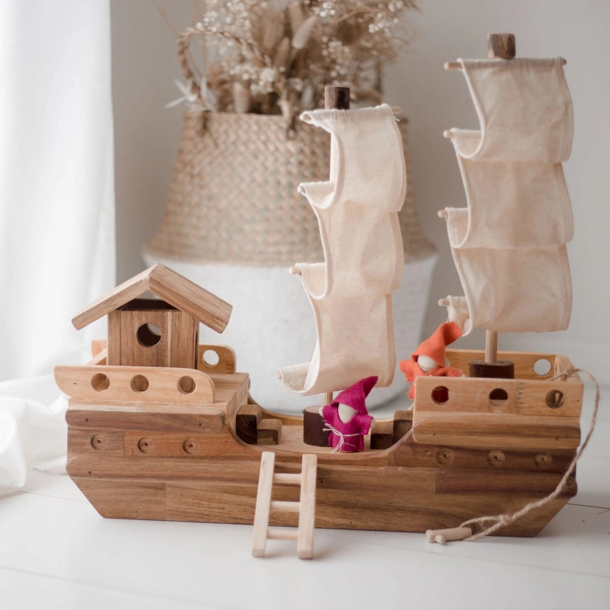 Qtoys Wooden toy pirate ship with accessories and gnome dolls