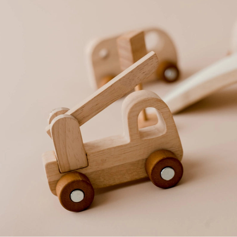 qtoys wooden toy truck