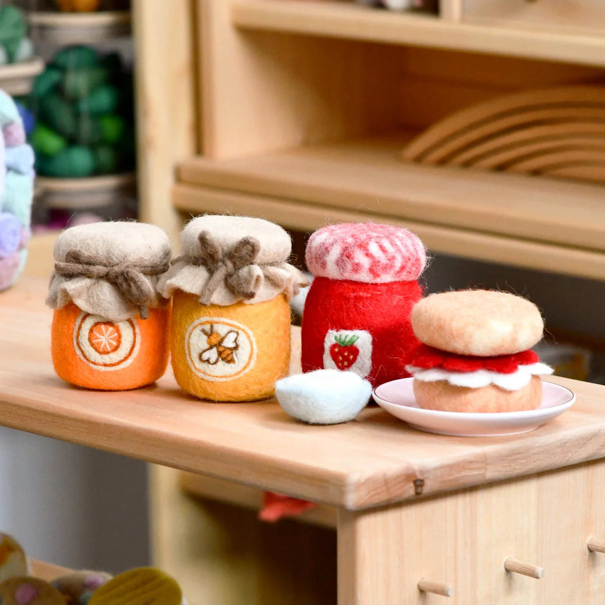 Tara Treasures Felt toy play food scone, jam and honey jars 