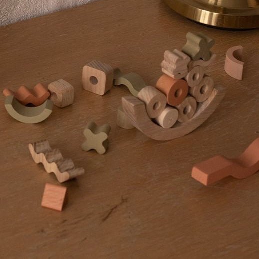 wooden shapes balancing game