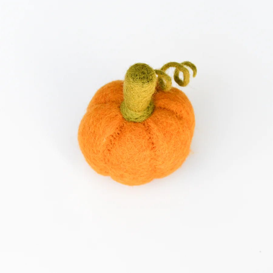 eco-friendly felted play food pumpkin toy