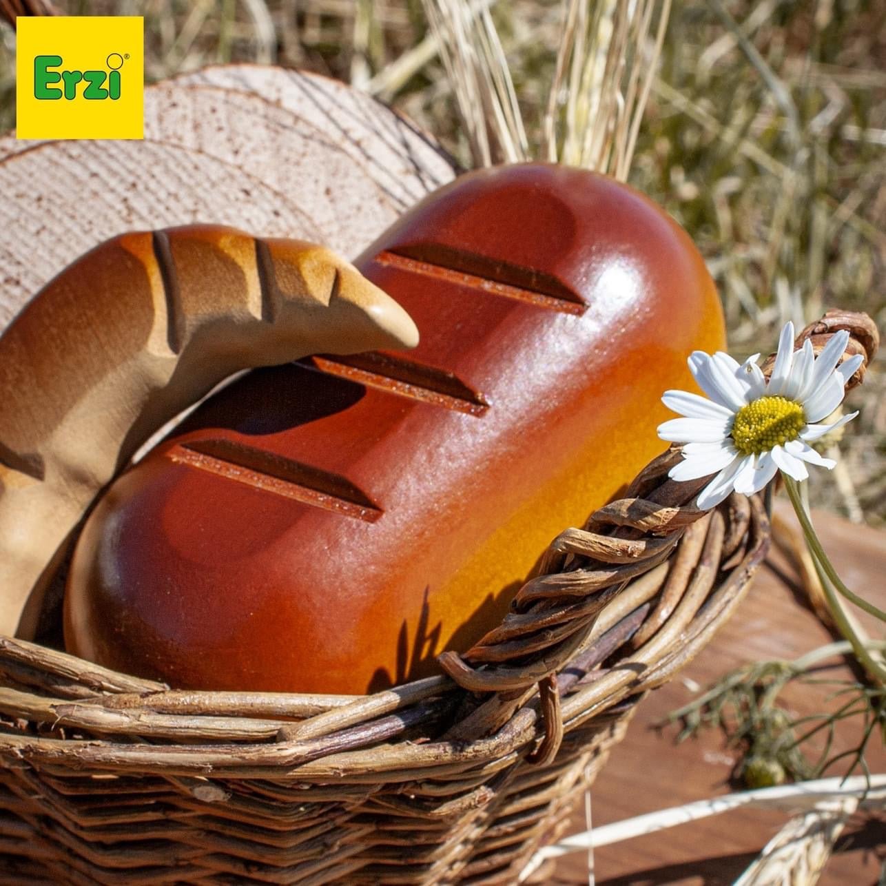 erzi natural eco-friendly wooden bread set